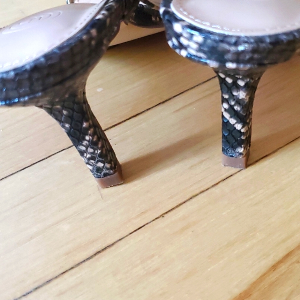 Kitty heels - Picture 5 of 8